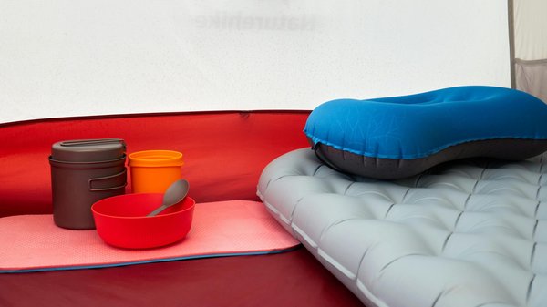Matelas gonflable 1 personne : votre allié pour toutes les aventures